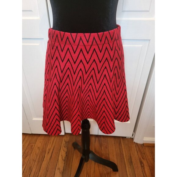 Red/black Chevron Print Sweater Mini Skater Skirt Candie's M Slater Christmas - Picture 1 of 4